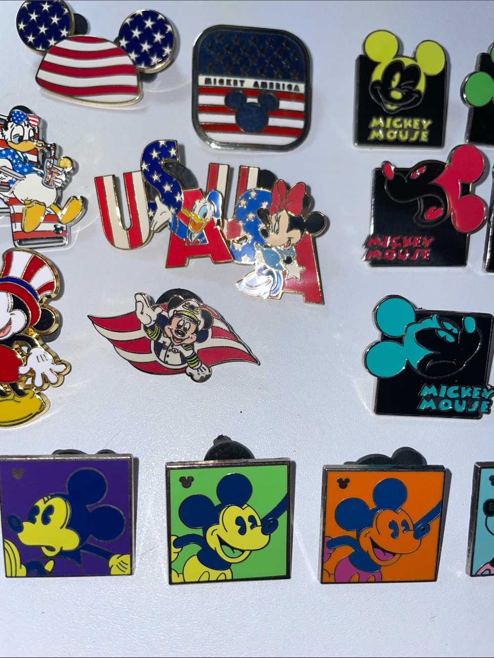 Disney pin bundle reserved - Picture 5 of 5